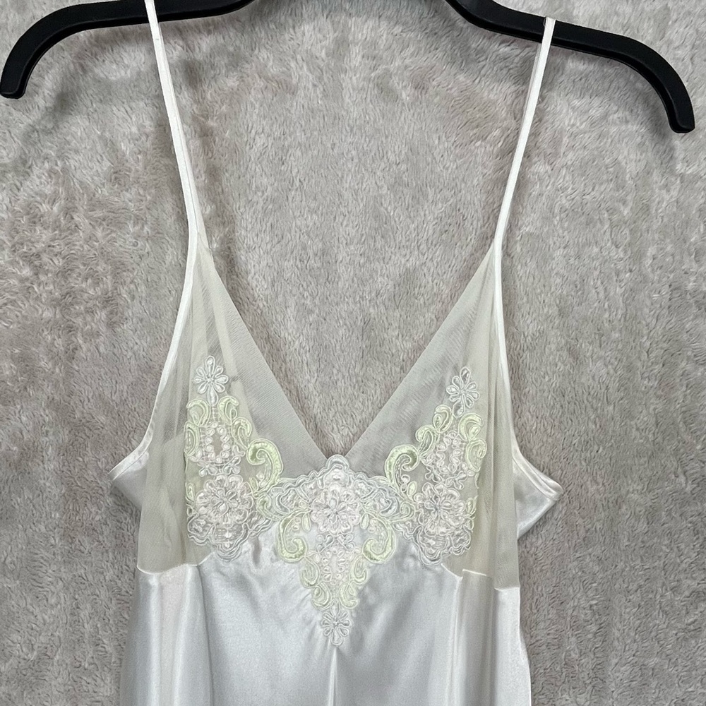 Bridal Delicates Lace Bodice Ivory Satin Maxi NightGown & Robe Sz M Honeymoon - Picture 3 of 16